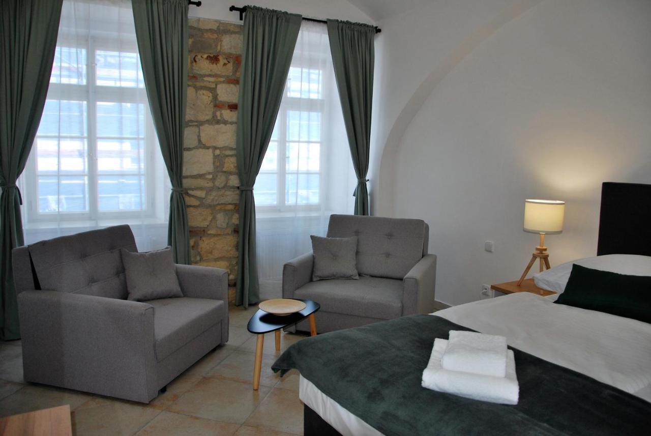 White Swan Boutique Apartments Prága Kültér fotó