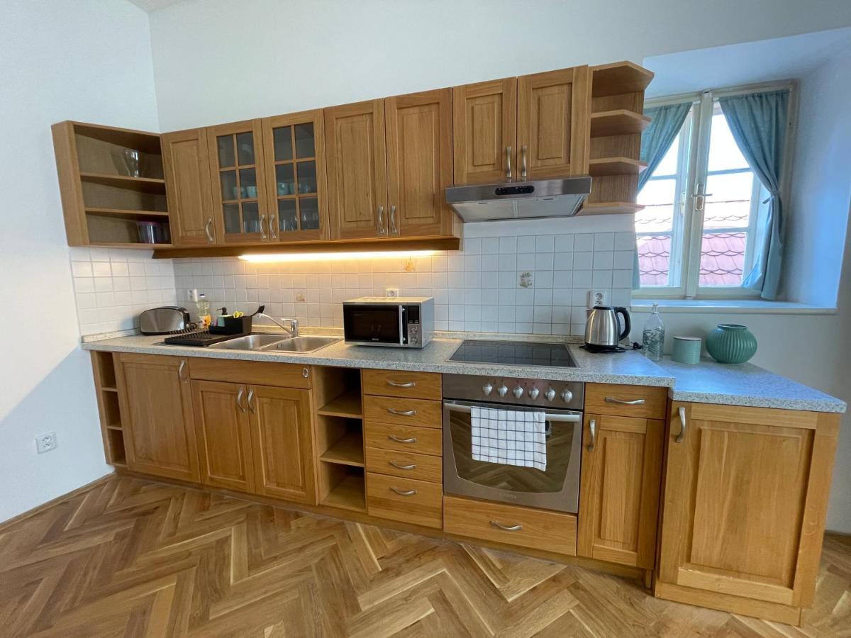 White Swan Boutique Apartments Prága Kültér fotó