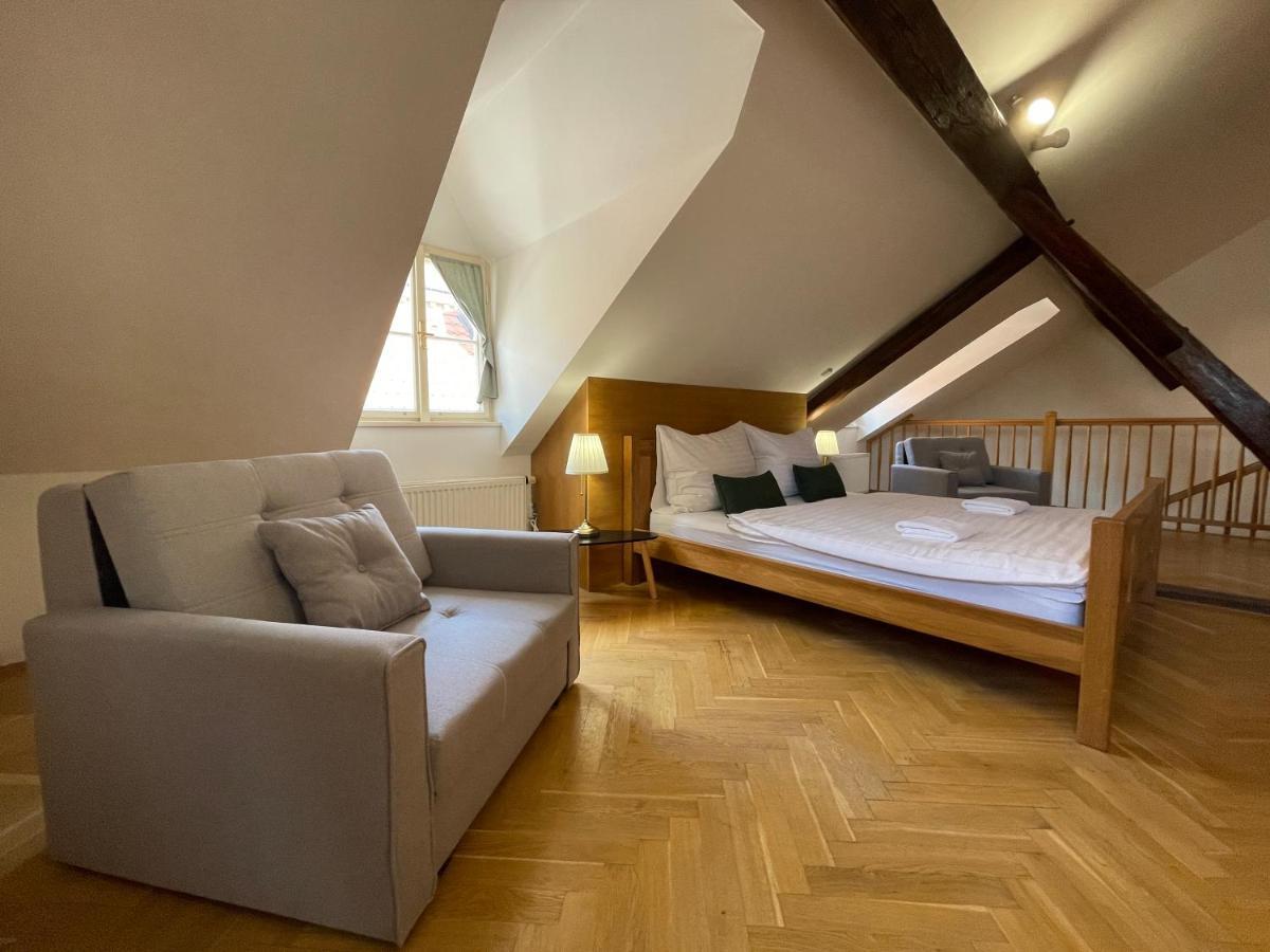White Swan Boutique Apartments Prága Kültér fotó