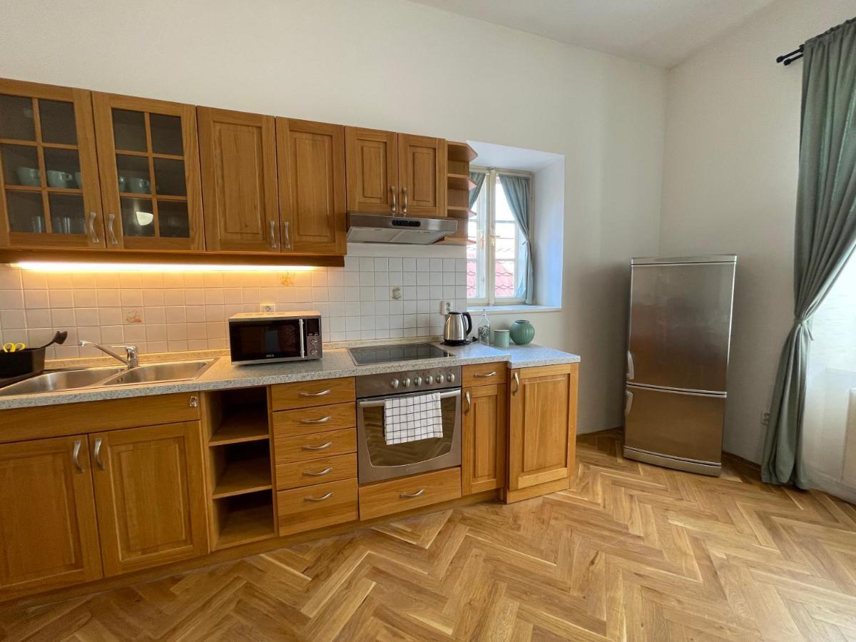 White Swan Boutique Apartments Prága Kültér fotó