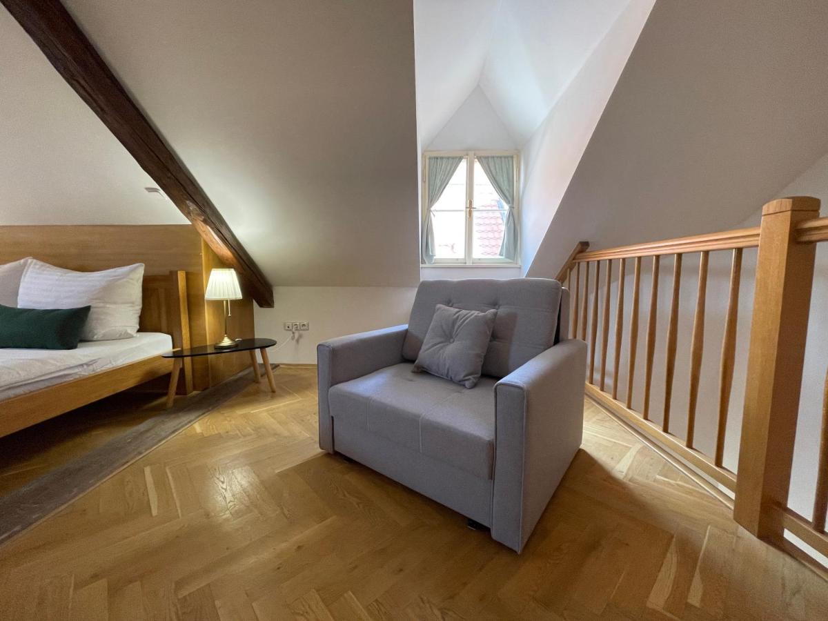 White Swan Boutique Apartments Prága Kültér fotó