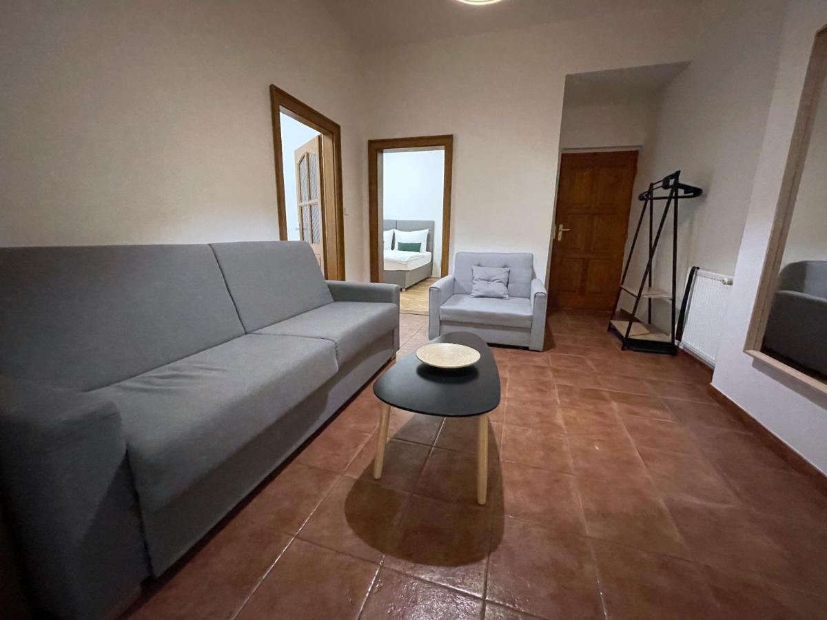 White Swan Boutique Apartments Prága Kültér fotó