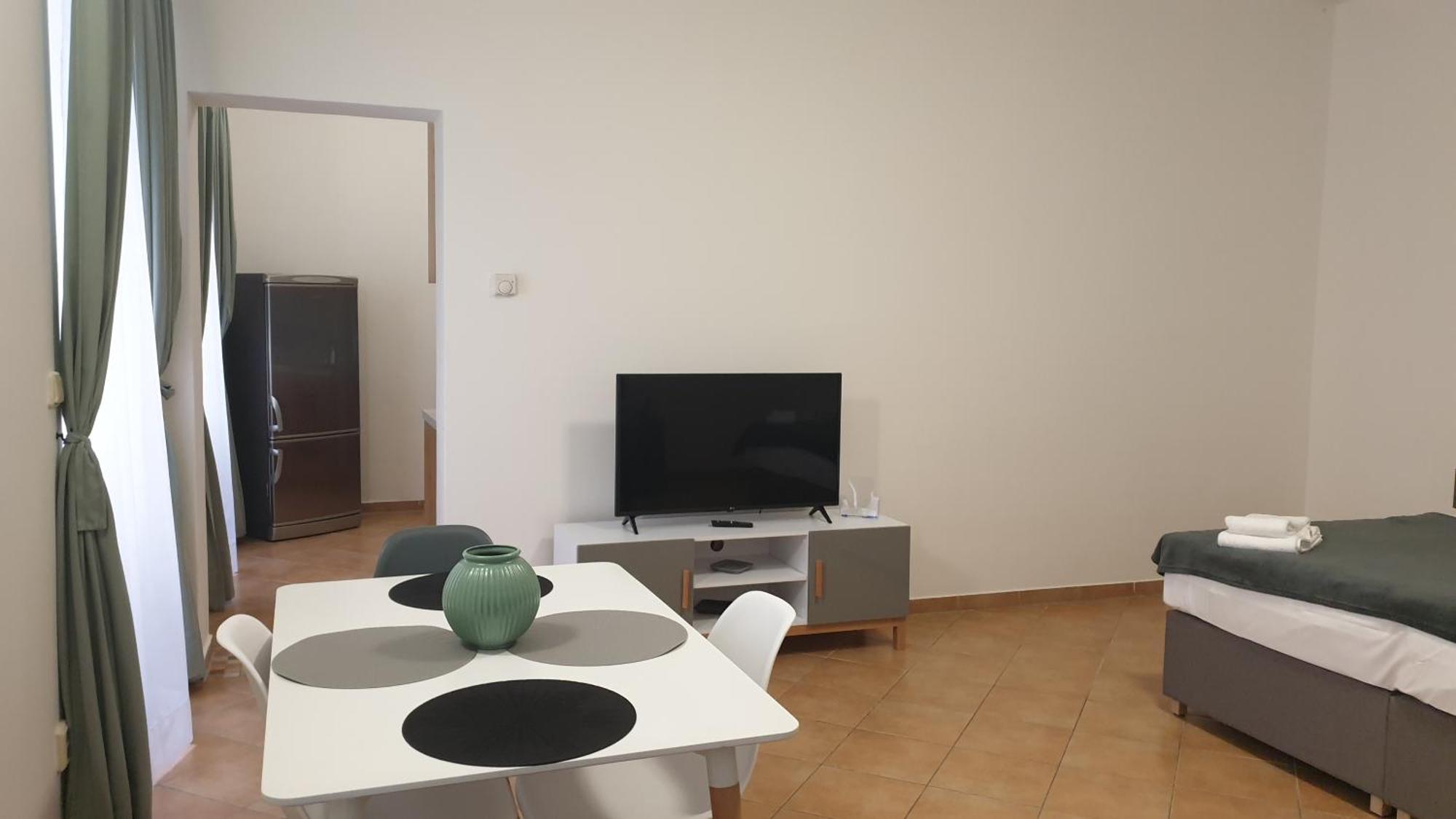 White Swan Boutique Apartments Prága Kültér fotó
